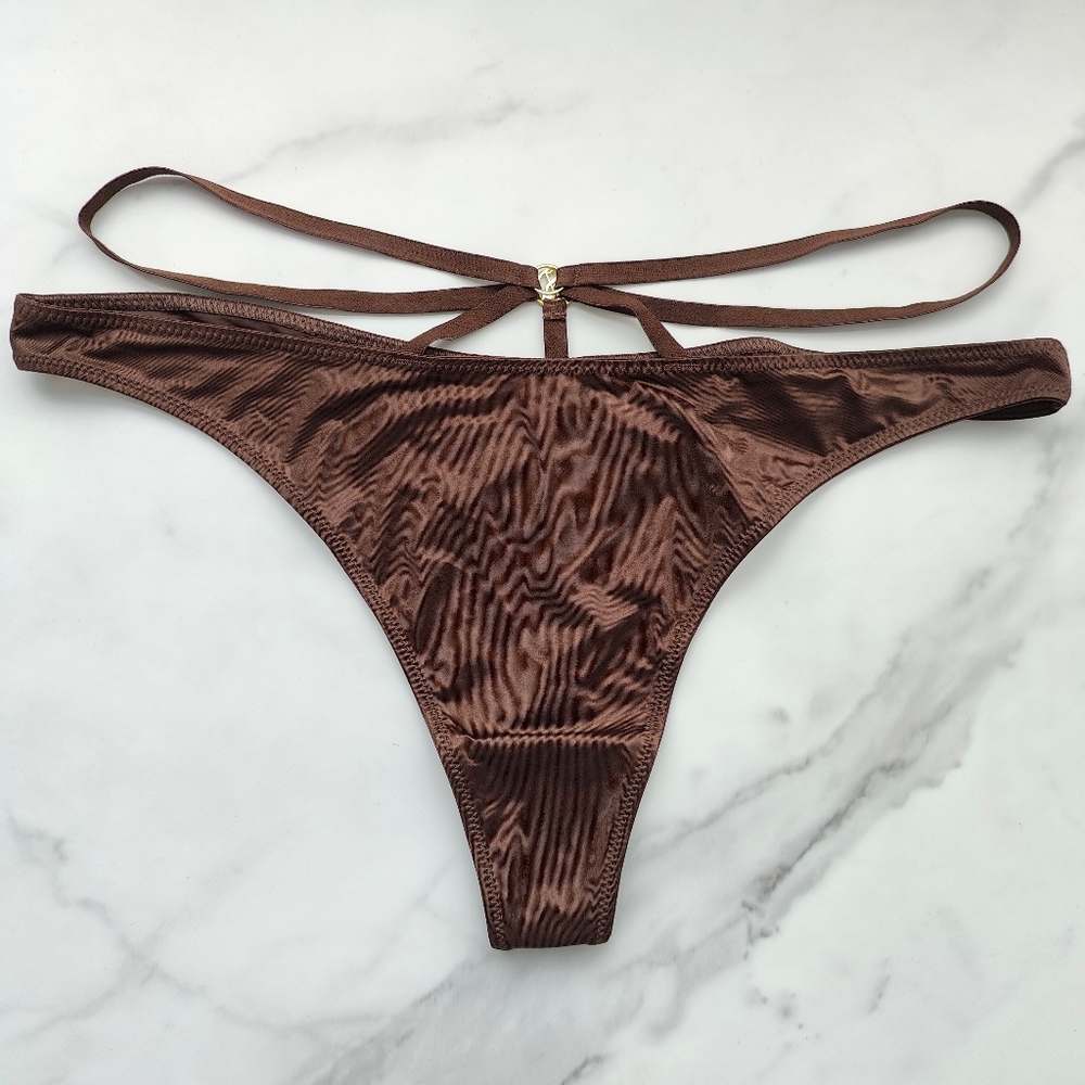 NWT VICTORIA'S SECRET VERY SEXY SO OBSESSED STRAPPY WAIST THONG PANTY IN DARK BR